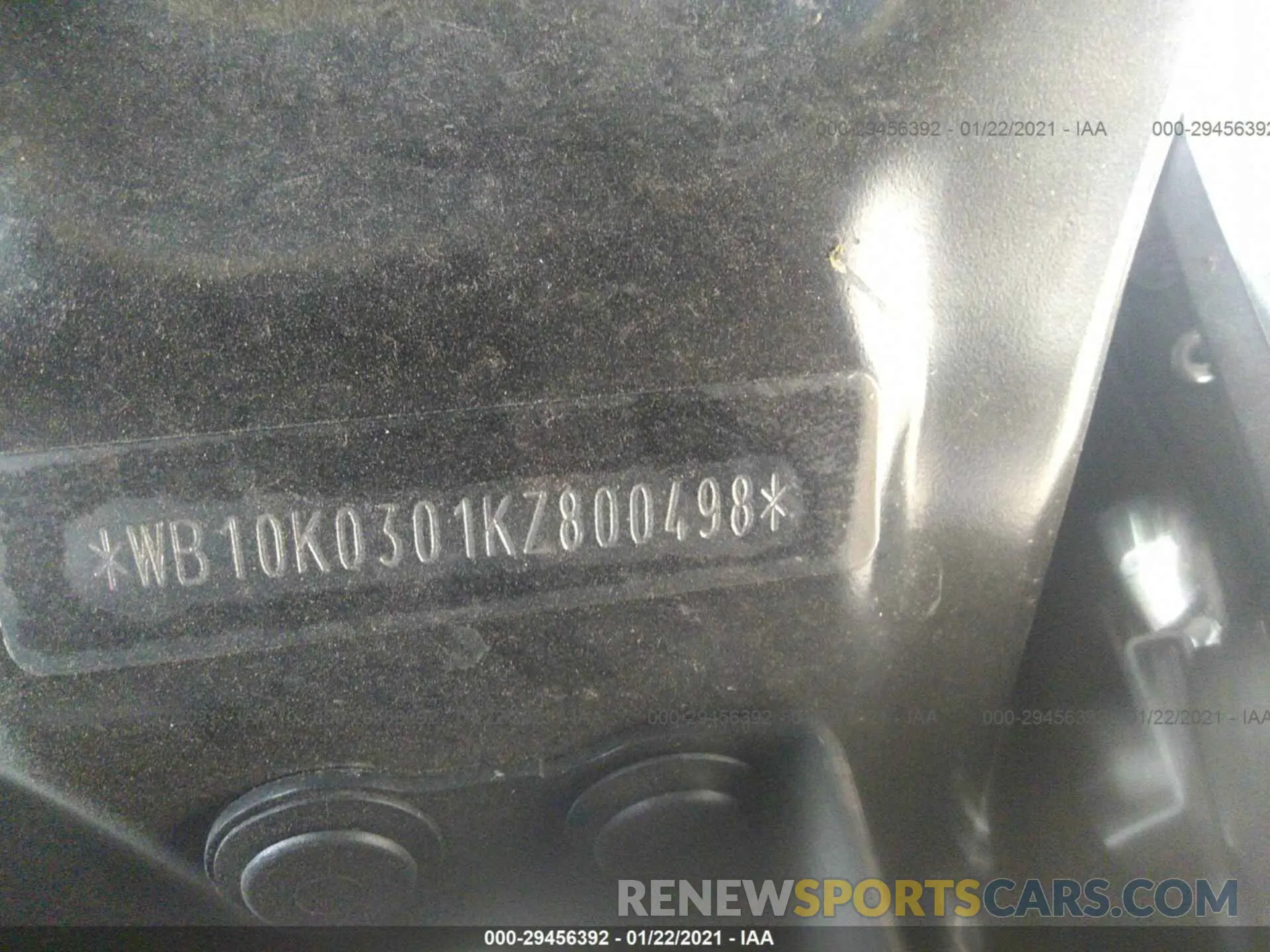 10 Photograph of a damaged car WB10K0301KZ800498 BMW F 850 2019