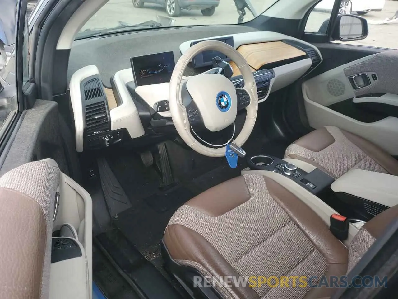8 Фотография поврежденного автомобиля WBY8P2C58K7D27842 BMW I SERIES 2019