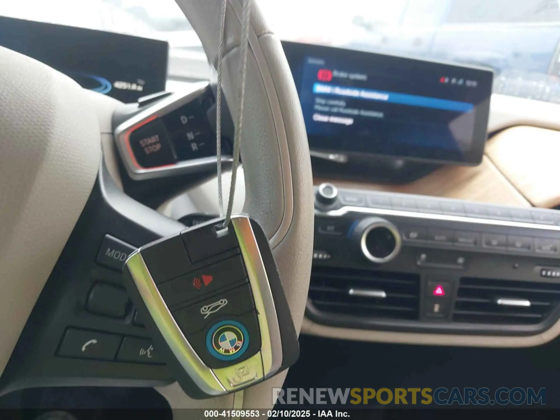 11 Photograph of a damaged car WBY8P2C59K7D97415 BMW I3 2019
