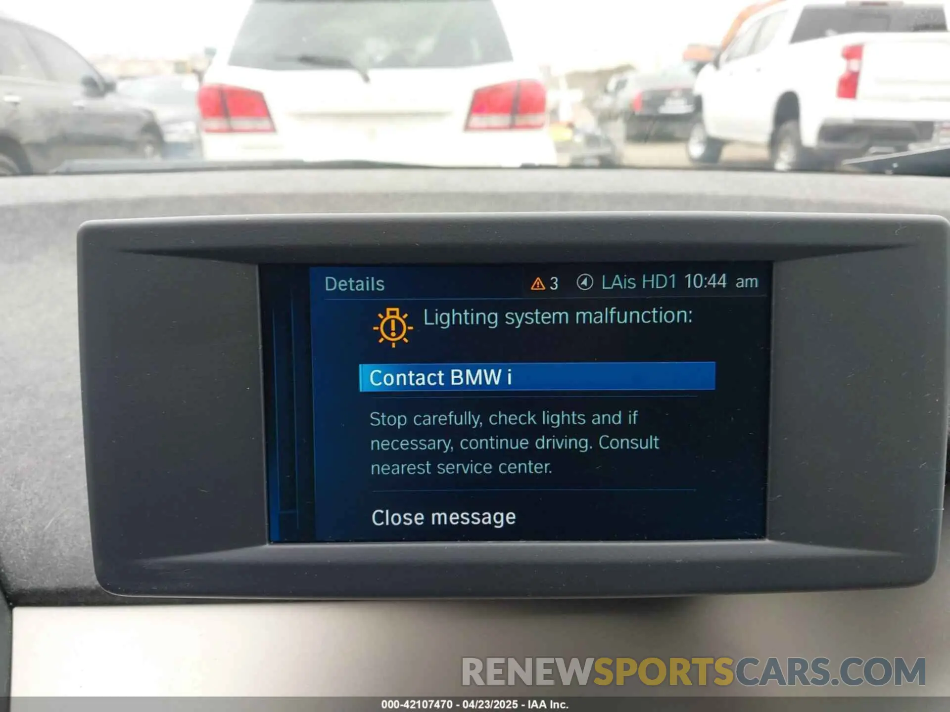 19 Photograph of a damaged car WBY8P2C59K7E72503 BMW I3 2019