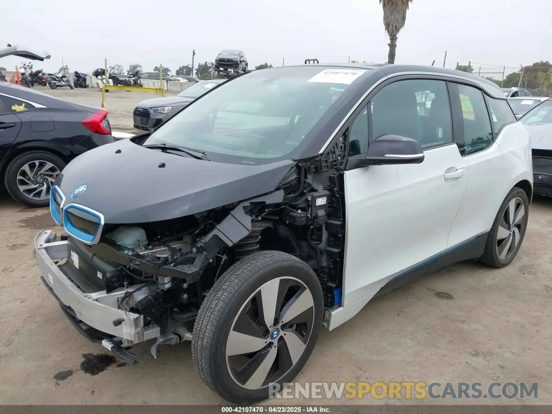 2 Photograph of a damaged car WBY8P2C59K7E72503 BMW I3 2019