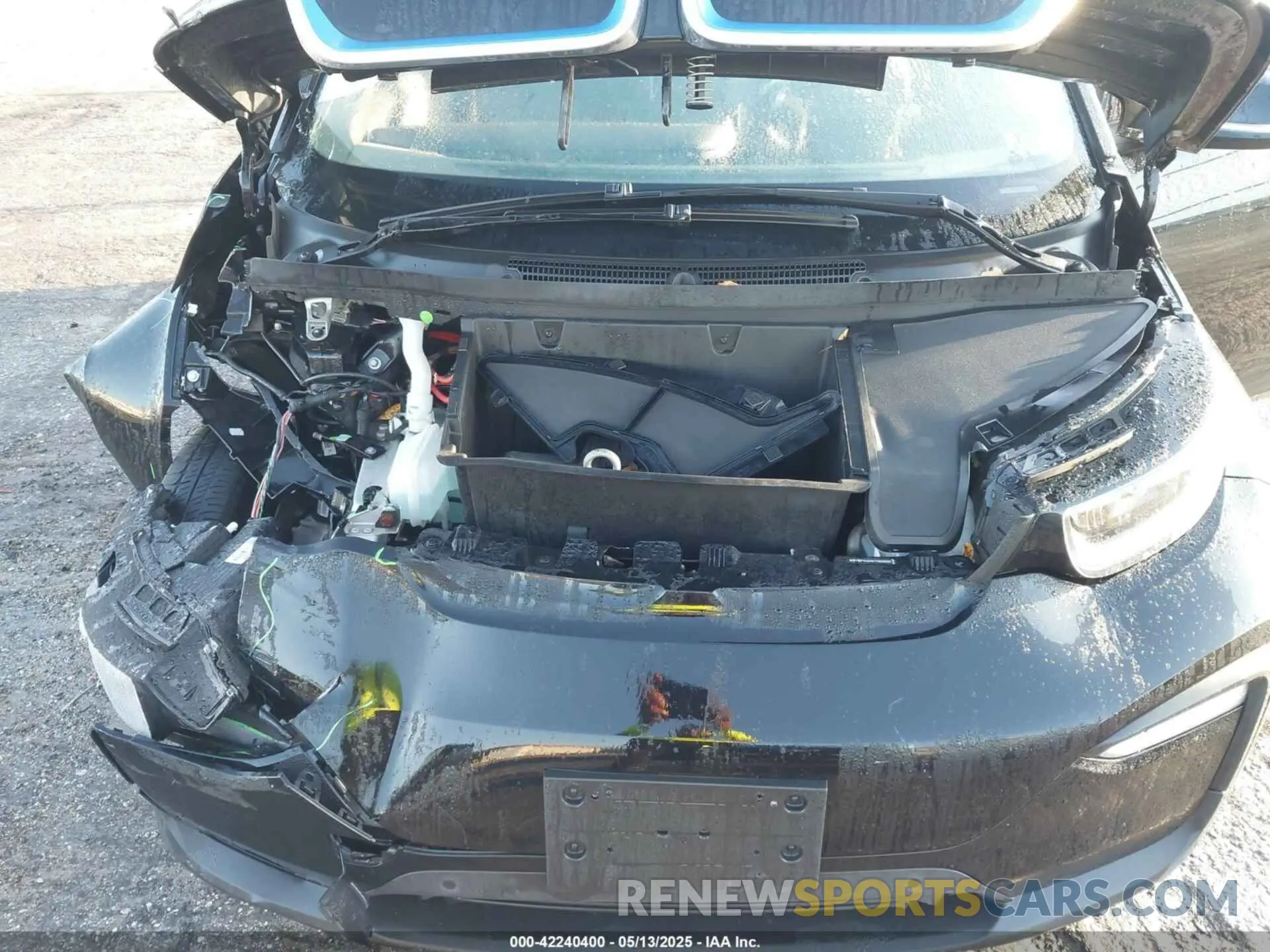 10 Photograph of a damaged car WBY8P4C5XK7D03005 BMW I3 2019