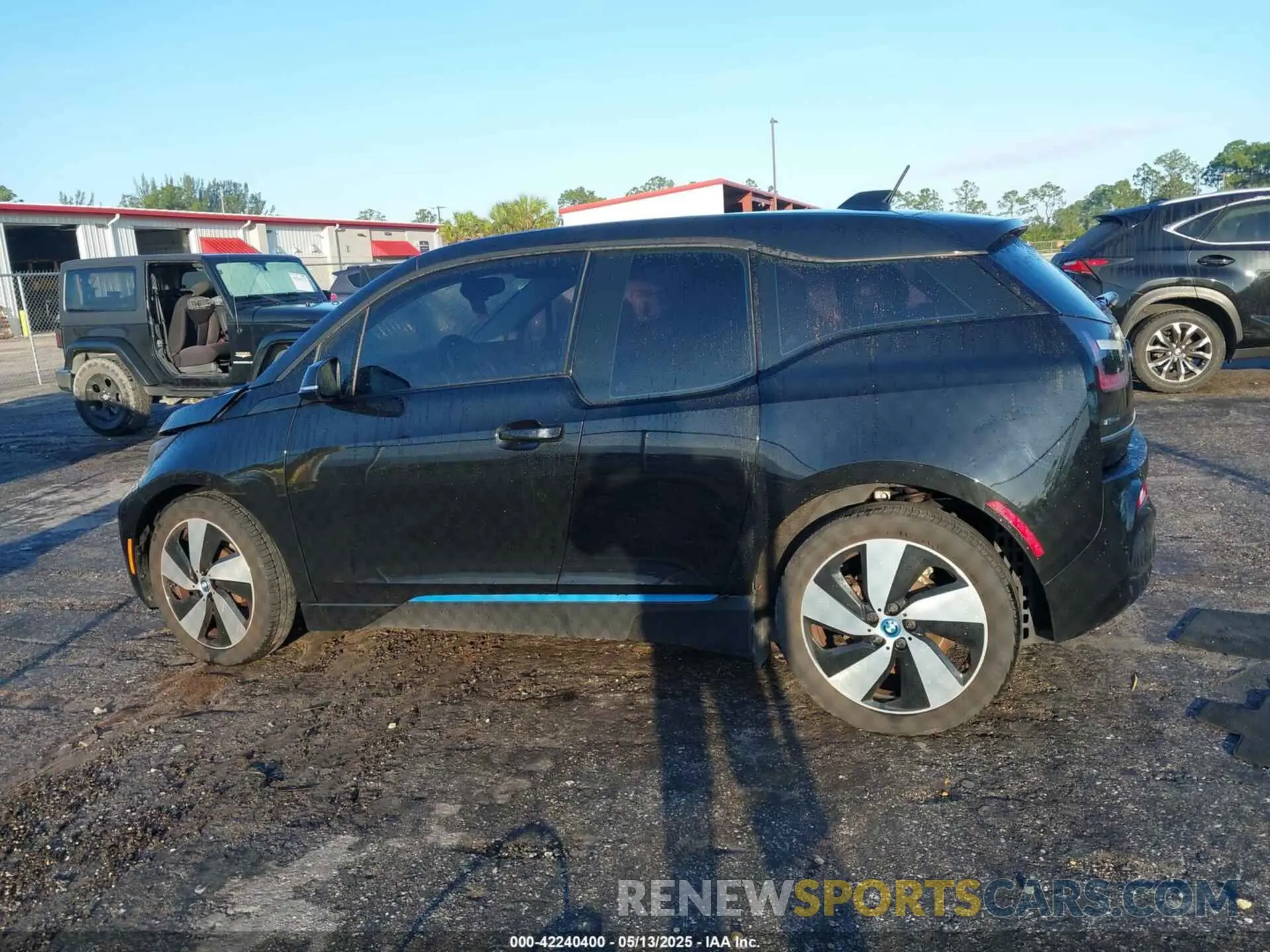 14 Photograph of a damaged car WBY8P4C5XK7D03005 BMW I3 2019