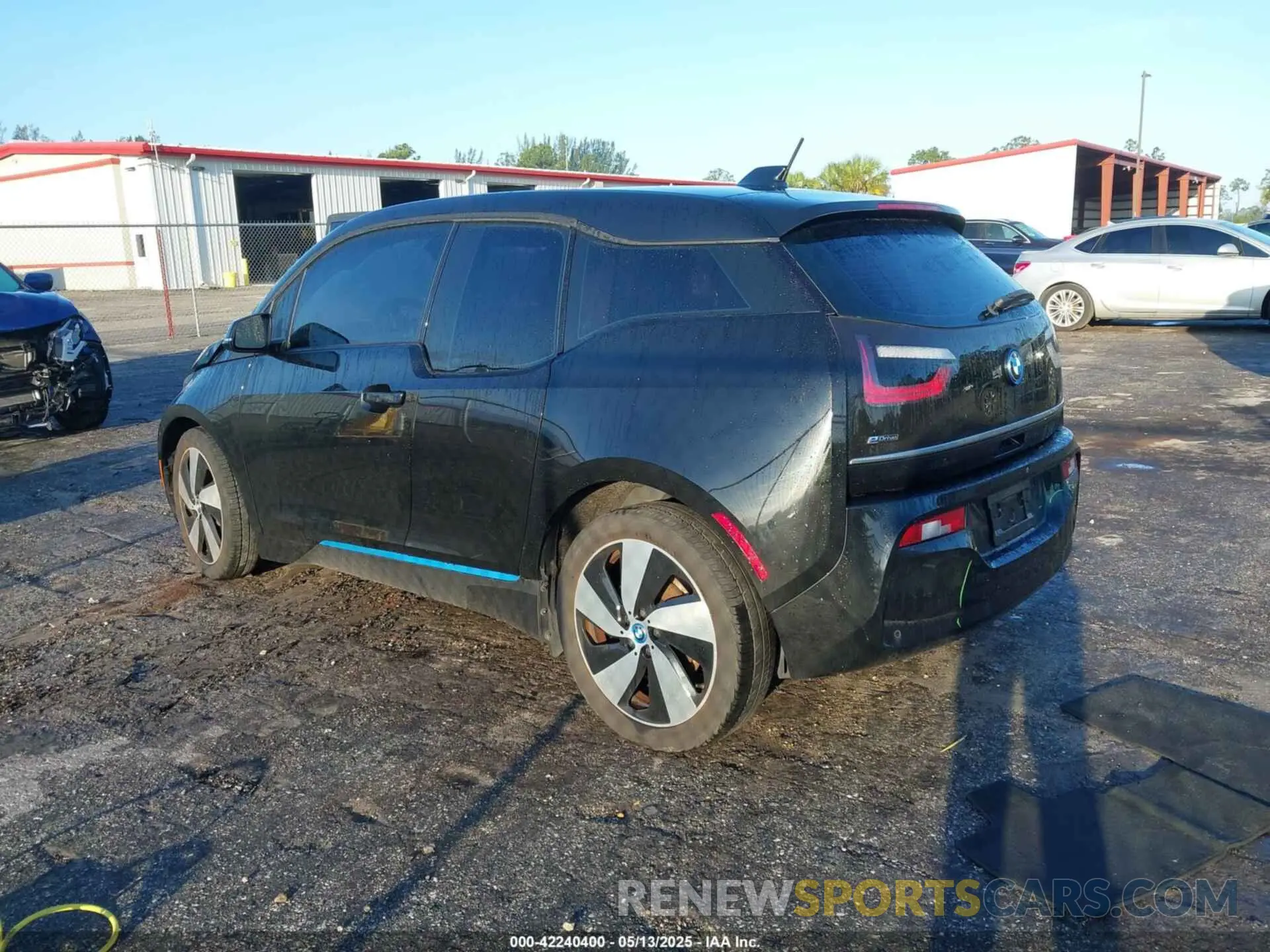 3 Photograph of a damaged car WBY8P4C5XK7D03005 BMW I3 2019