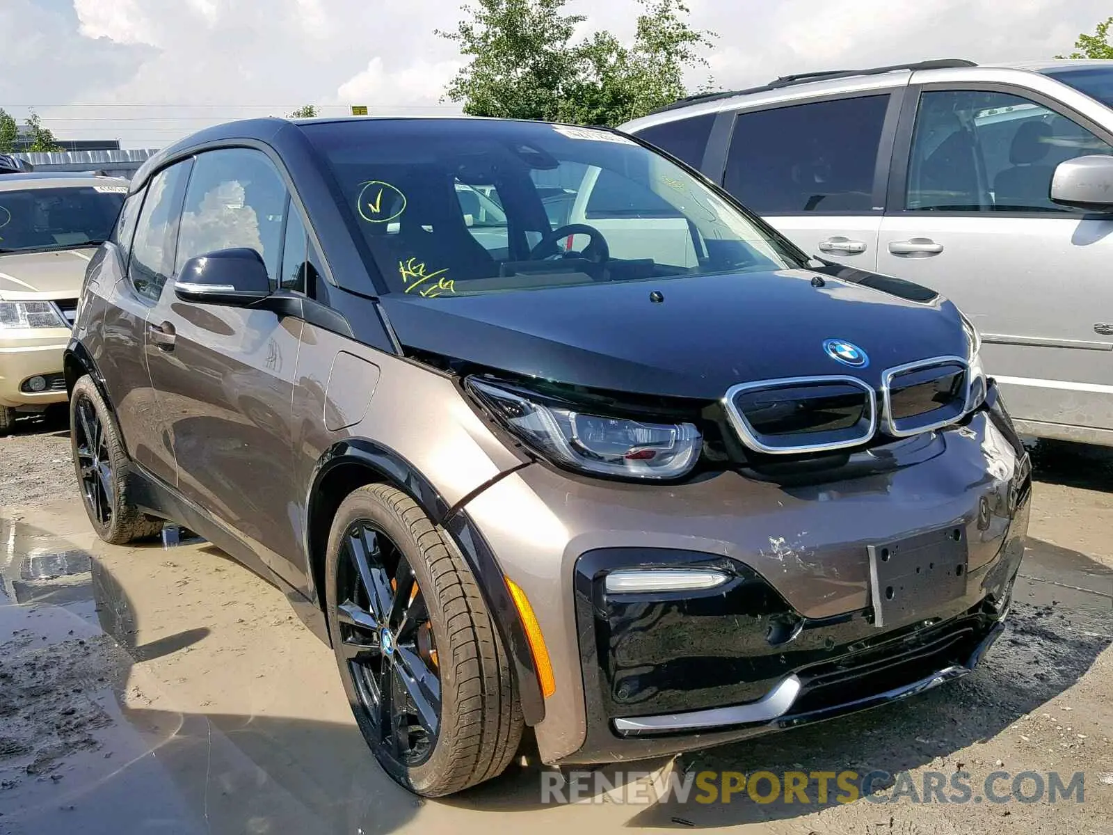 1 Photograph of a damaged car WBY8P8C56K7D23792 BMW I3 S REX 2019