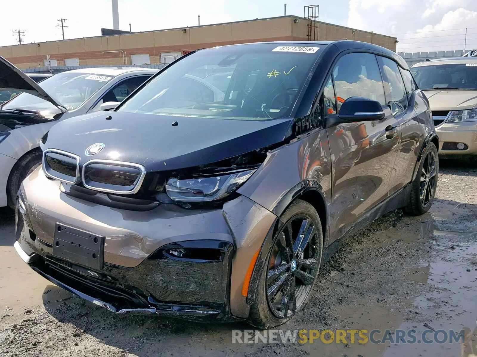 2 Photograph of a damaged car WBY8P8C56K7D23792 BMW I3 S REX 2019