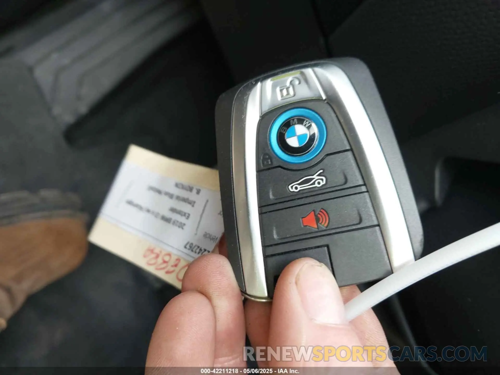 11 Photograph of a damaged car WBY8P8C54K7D24617 BMW I3S 2019