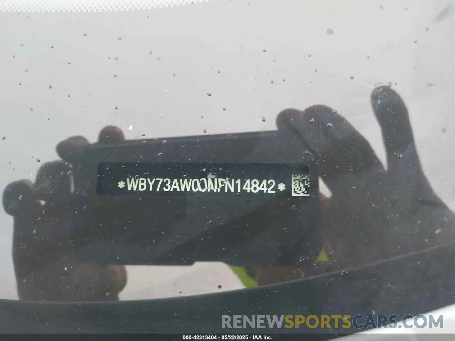 19 Photograph of a damaged car WBY73AW00NFN14842 BMW I4 2022