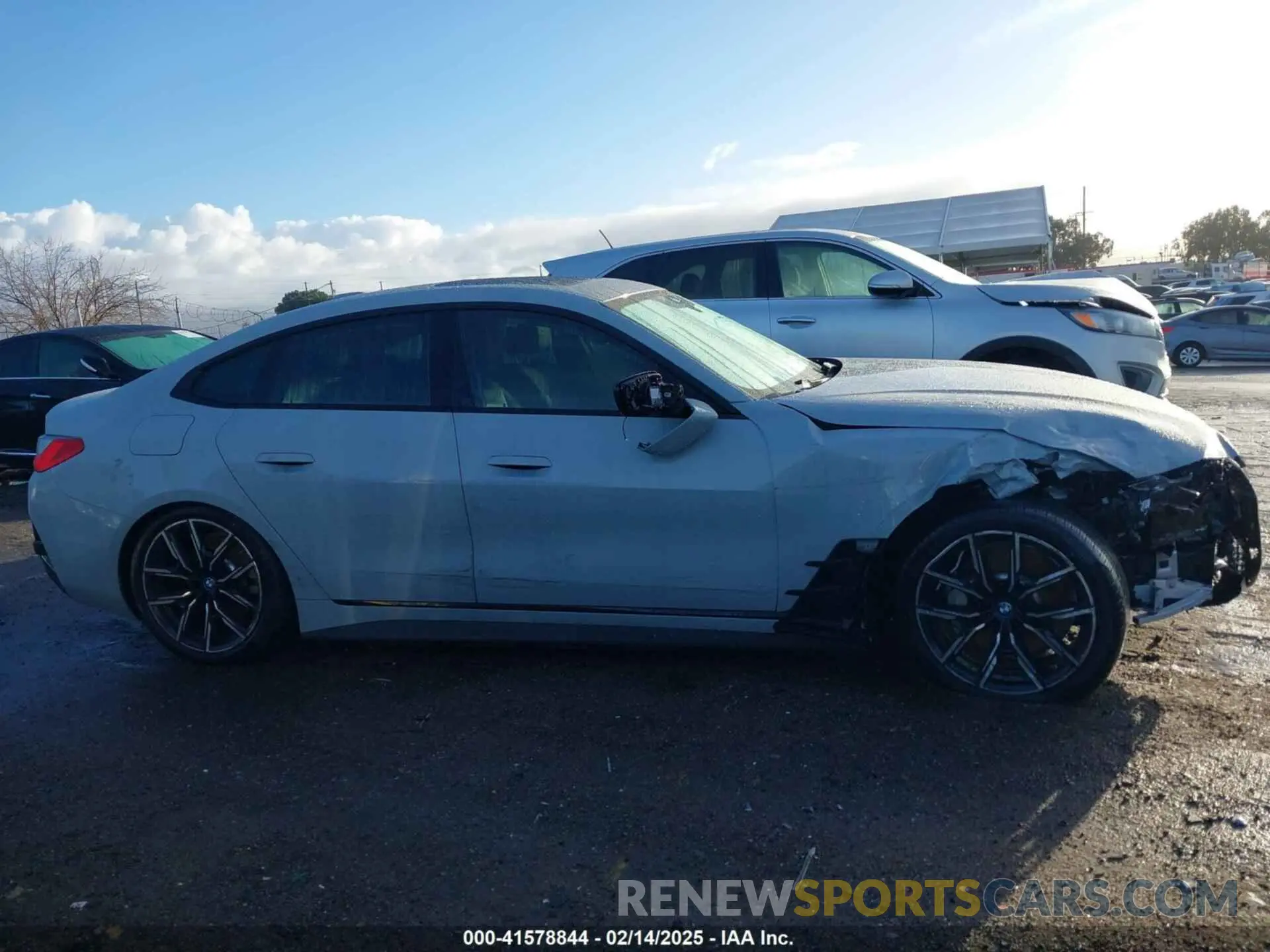13 Фотография поврежденного автомобиля WBY73AW01PFR26528 BMW I4 2023