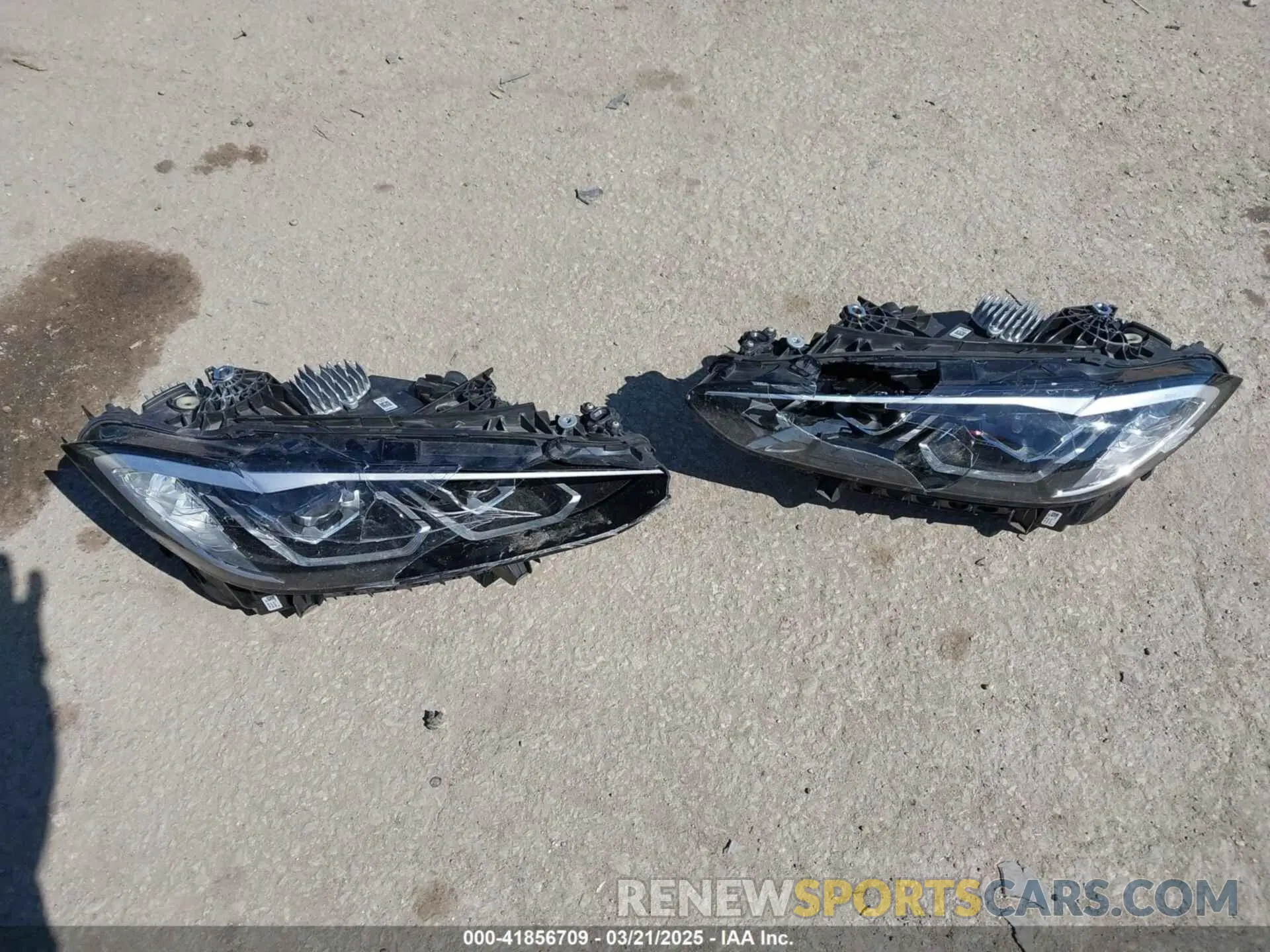 12 Photograph of a damaged car WBY73AW05PFN76126 BMW I4 2023