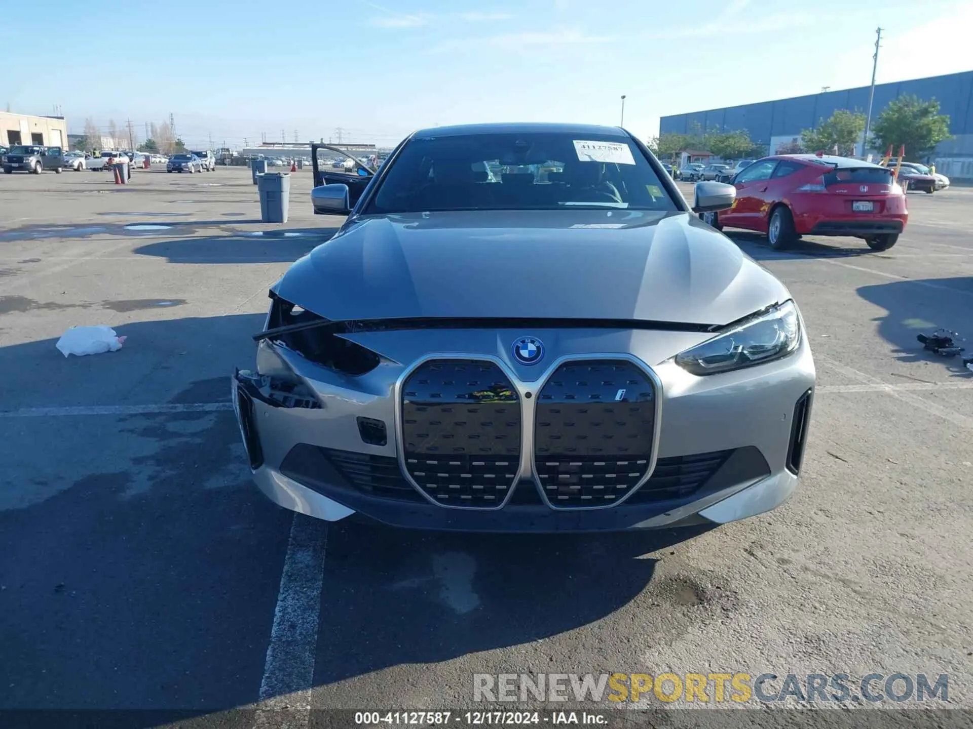 13 Фотография поврежденного автомобиля WBY73AW05RFT33063 BMW I4 2024