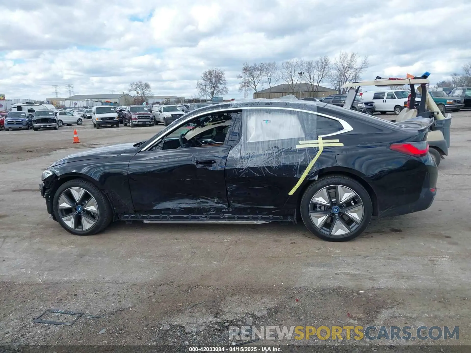 14 Photograph of a damaged car WBY83FB01RFS71670 BMW I4 2024