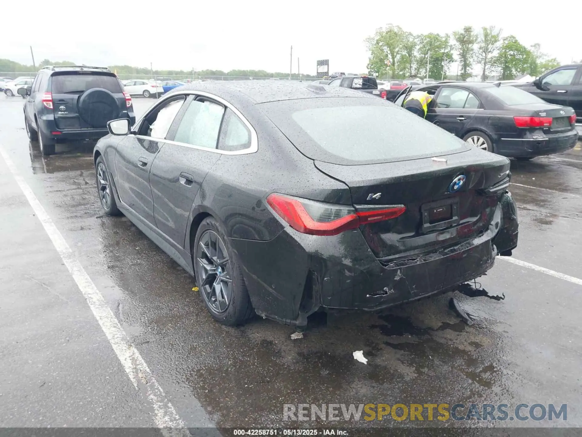 3 Photograph of a damaged car WBY83FB07RFT10939 BMW I4 2024