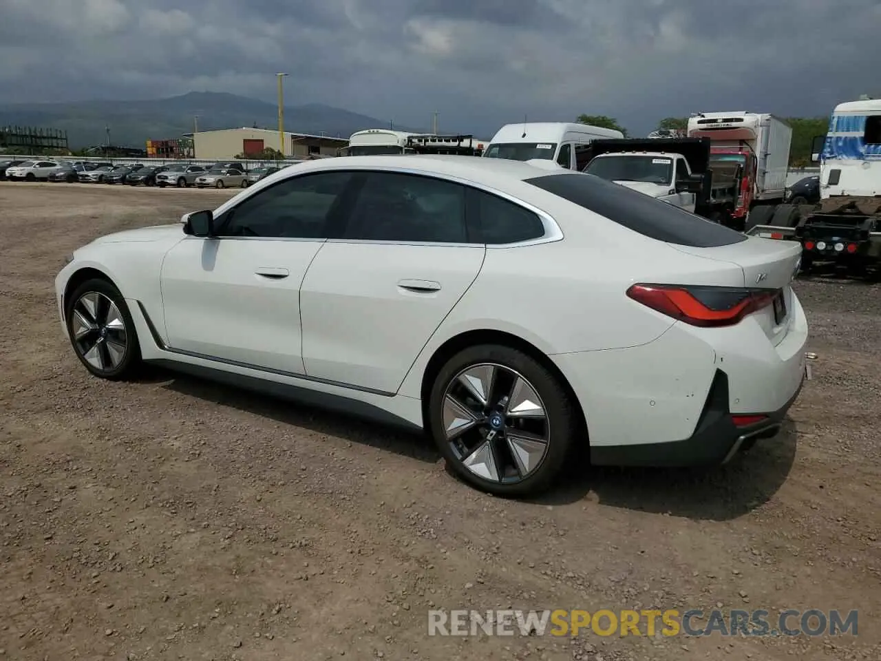 2 Photograph of a damaged car WBY73AW00NFN10516 BMW I4 EDRIVE 2022