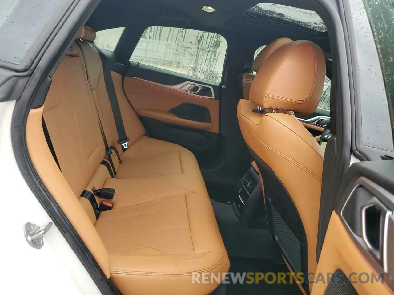 10 Фотография поврежденного автомобиля WBY43AW00PFP81422 BMW I4 EDRIVE 2023