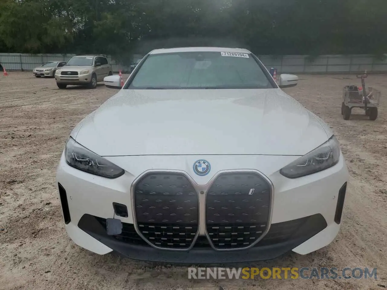 5 Фотография поврежденного автомобиля WBY43AW00PFP81422 BMW I4 EDRIVE 2023