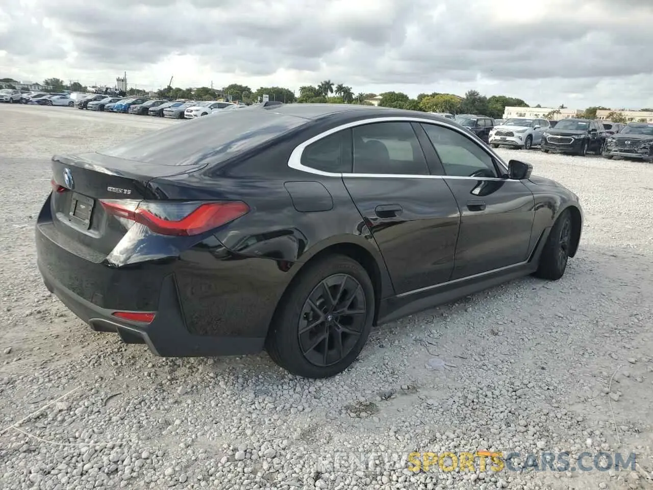 3 Photograph of a damaged car WBY43AW09PFP61301 BMW I4 EDRIVE 2023