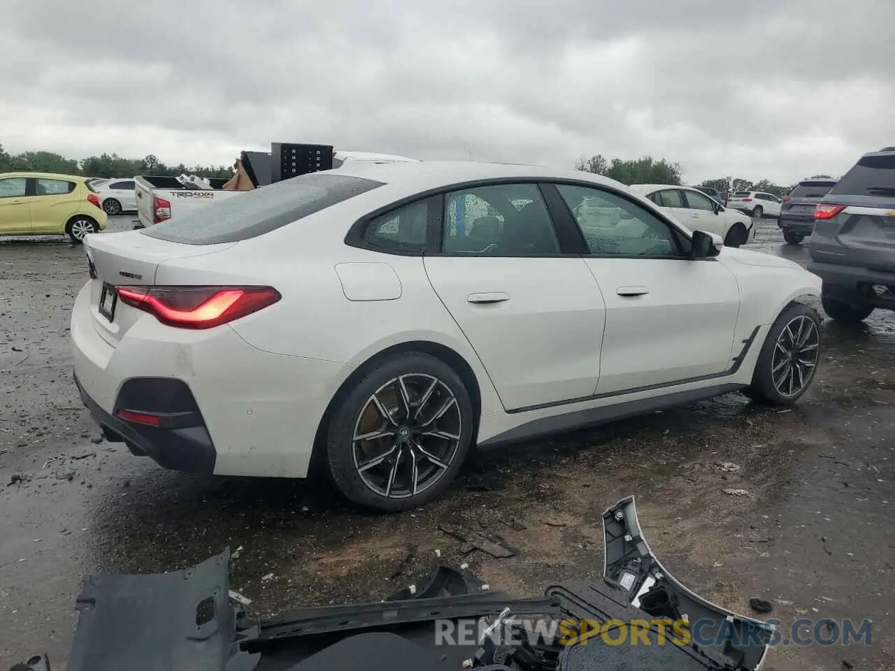 3 Фотография поврежденного автомобиля WBY73AW01PFR15450 BMW I4 EDRIVE 2023