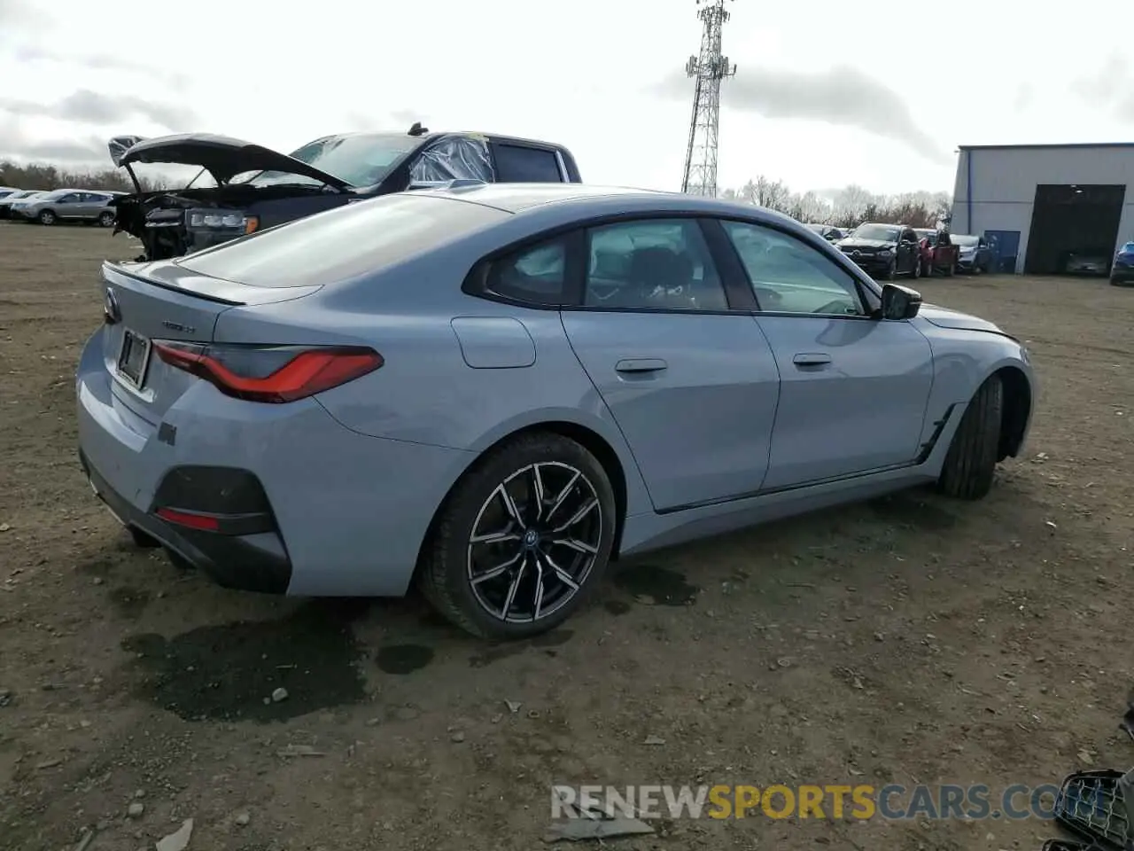 3 Фотография поврежденного автомобиля WBY73AW04PFN71418 BMW I4 EDRIVE 2023