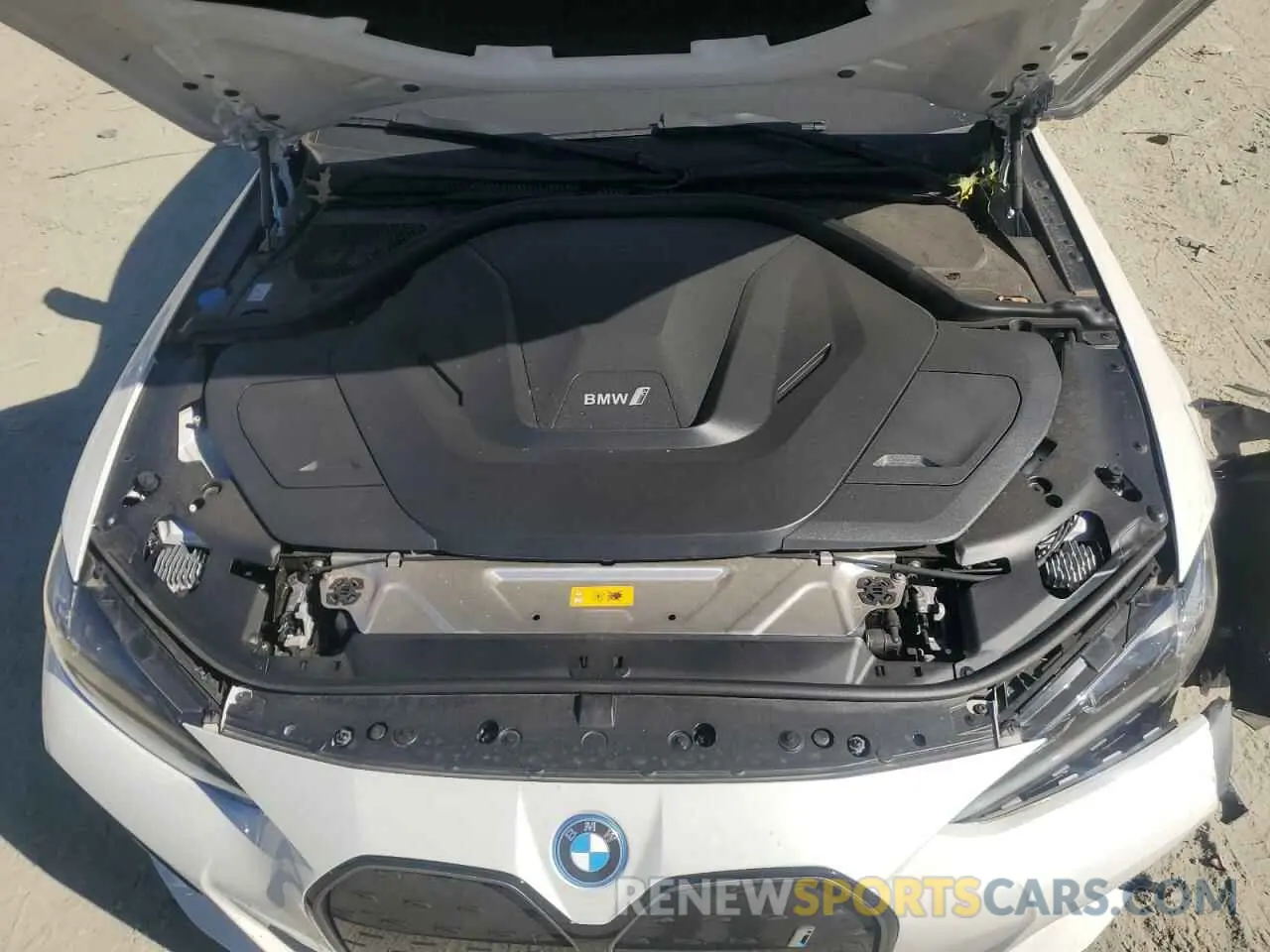 11 Фотография поврежденного автомобиля WBY73AW07PFN97687 BMW I4 EDRIVE 2023