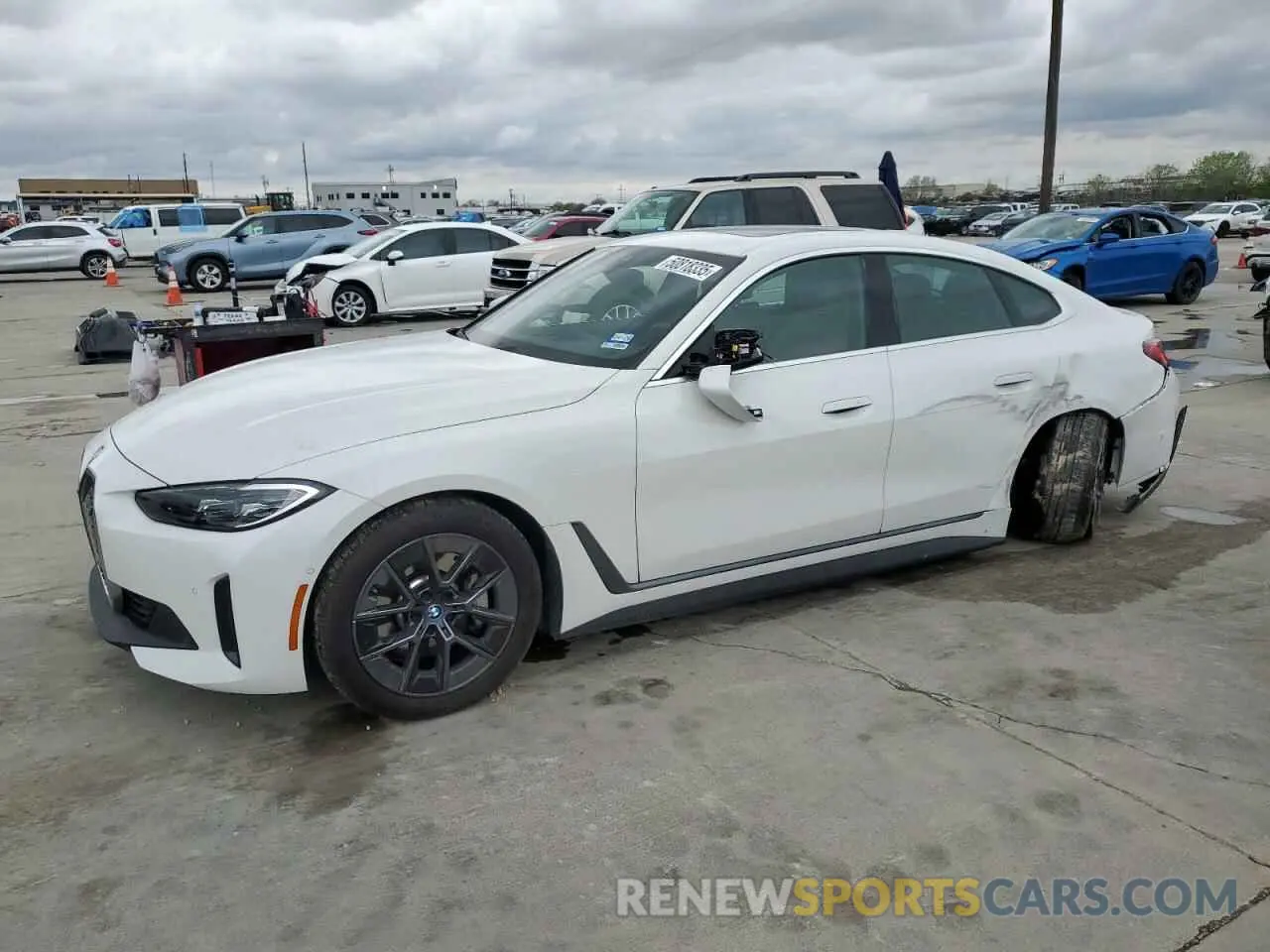 1 Фотография поврежденного автомобиля WBY43AW08RFS83004 BMW I4 EDRIVE 2024