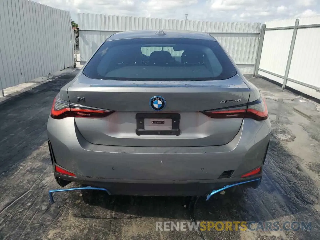 6 Фотография поврежденного автомобиля WBY73AW00RFS80904 BMW I4 EDRIVE 2024