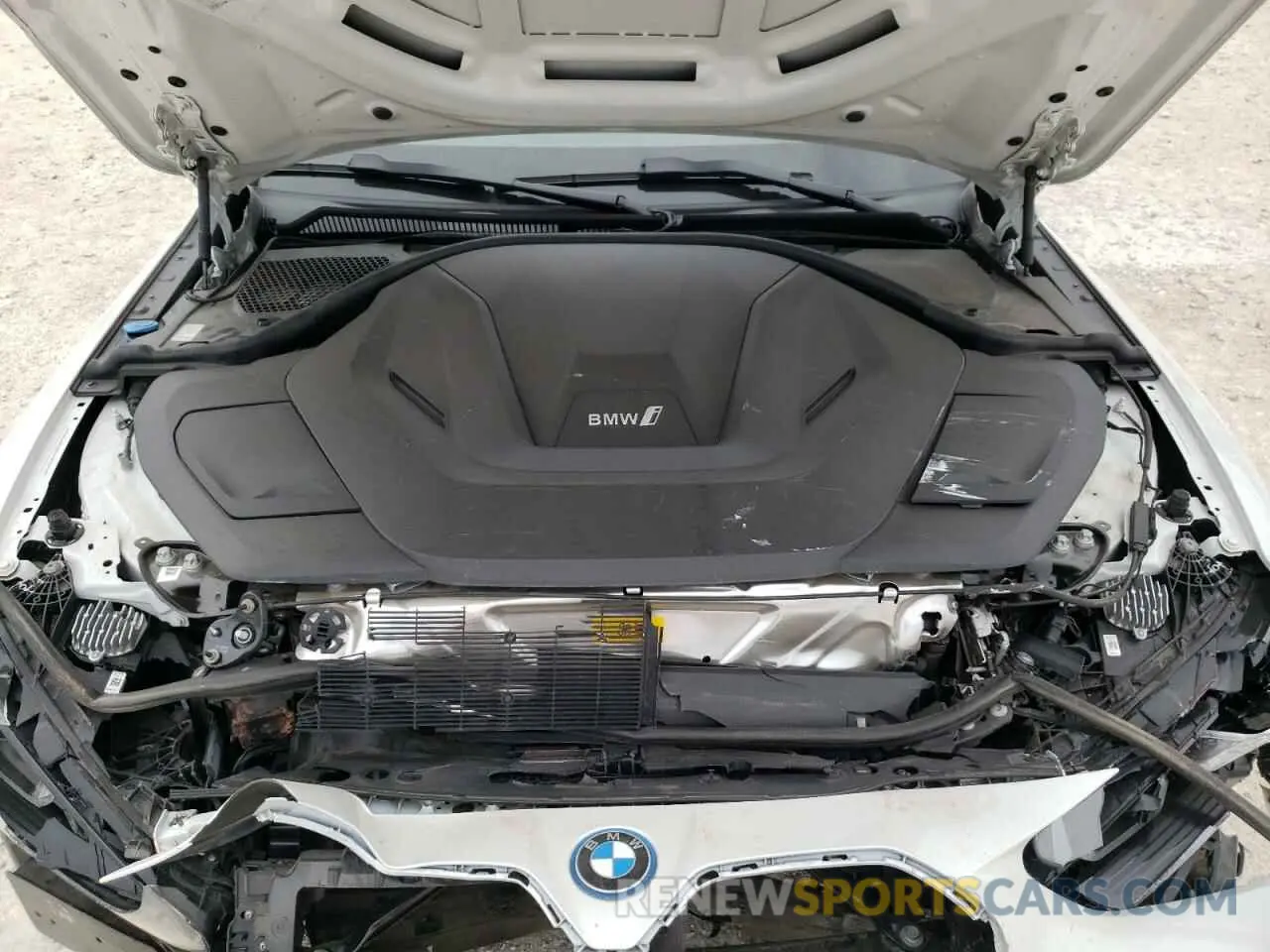 11 Photograph of a damaged car WBY73AW09RFR82509 BMW I4 EDRIVE 2024