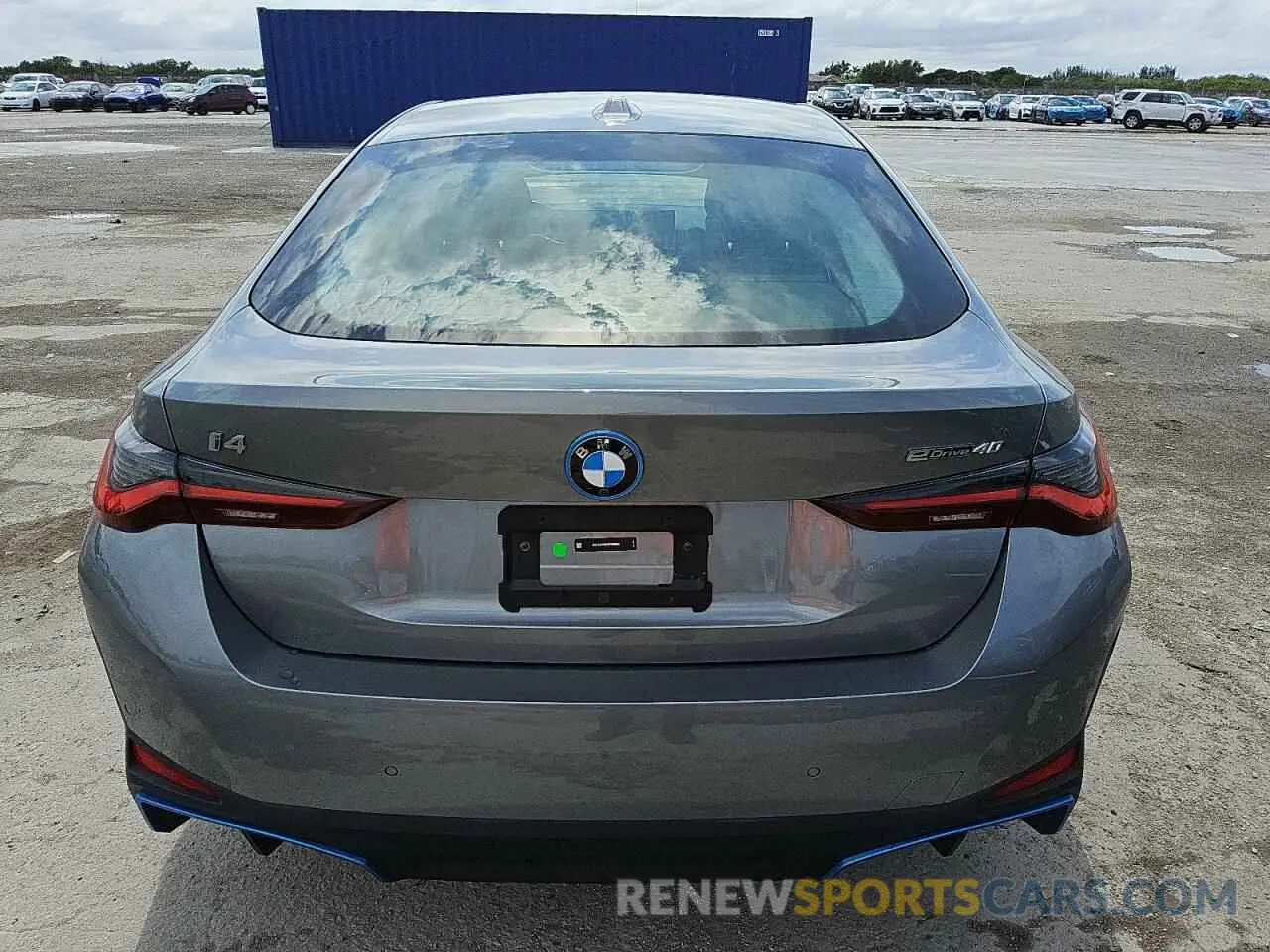 6 Photograph of a damaged car WBY73AW0XRFS98892 BMW I4 EDRIVE 2024