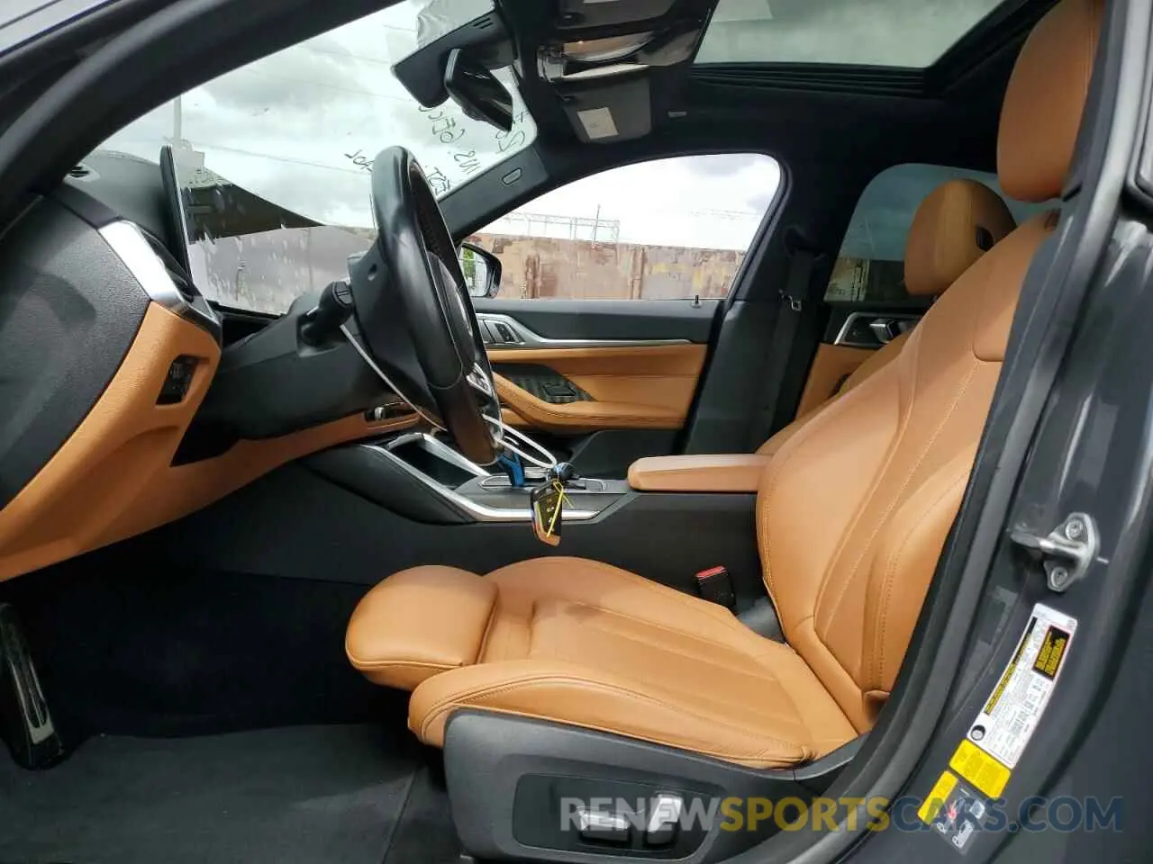 7 Photograph of a damaged car WBY33AW0XPFN48269 BMW I4 M50 2023