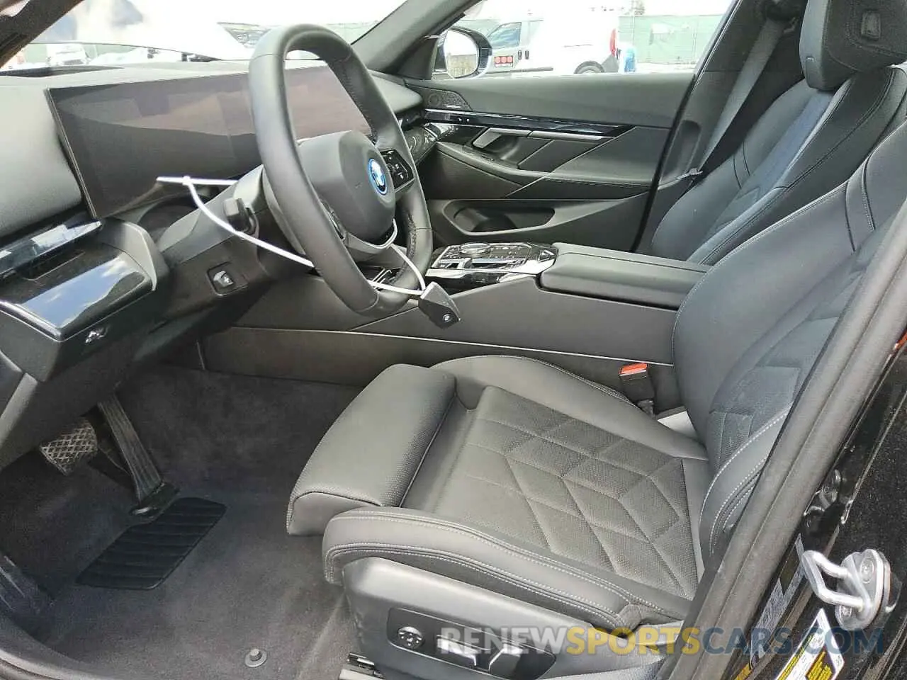 7 Photograph of a damaged car WBY33FK02RCR91118 BMW I5 EDRIVE 2024