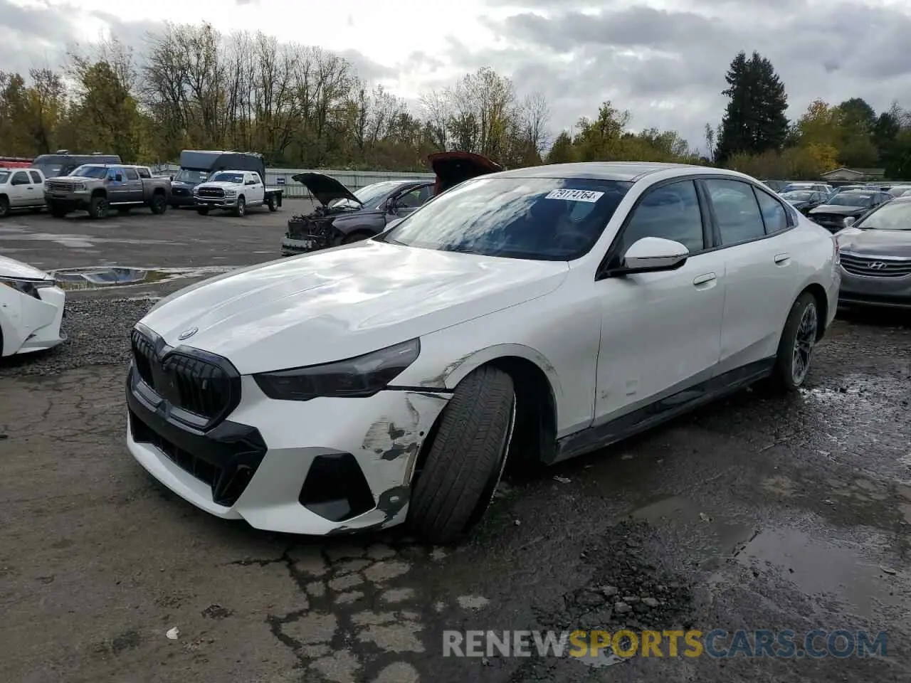 1 Фотография поврежденного автомобиля WBY33FK09RCS00390 BMW I5 EDRIVE 2024