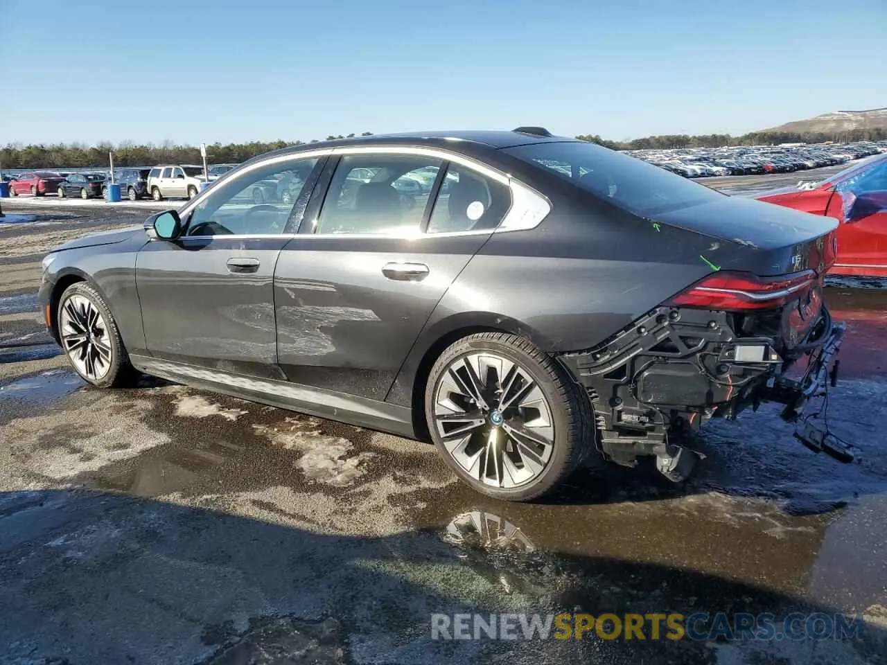 2 Фотография поврежденного автомобиля WBY13HG02SCT00929 BMW I5 XDRIVE 2025