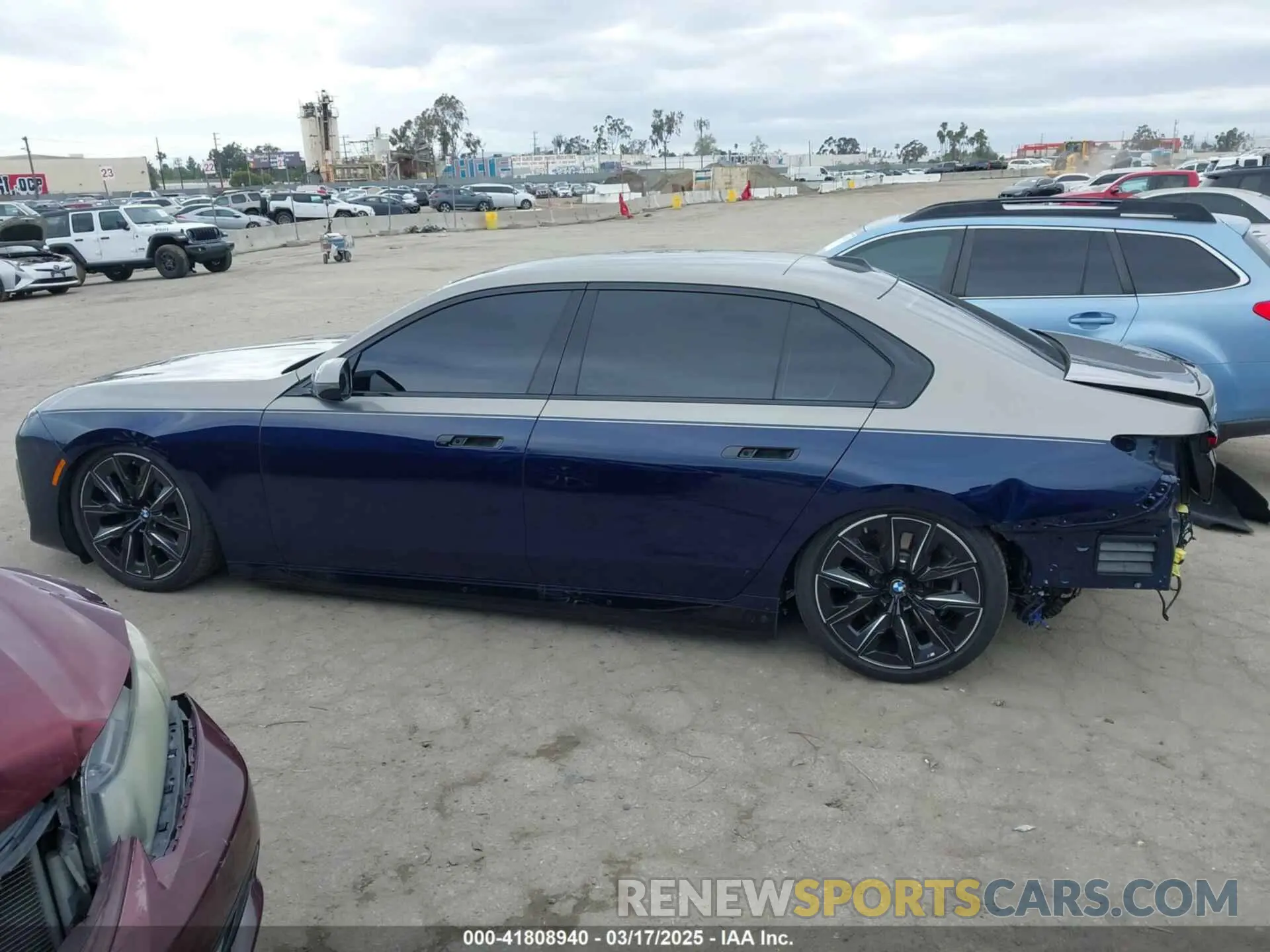 15 Фотография поврежденного автомобиля WBY53EJ05PCM97031 BMW I7 2023
