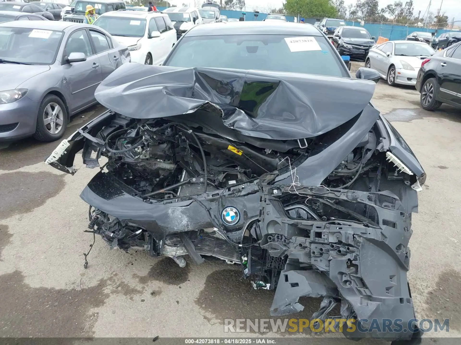 12 Photograph of a damaged car WBY43EJ06RCR75472 BMW I7 2024