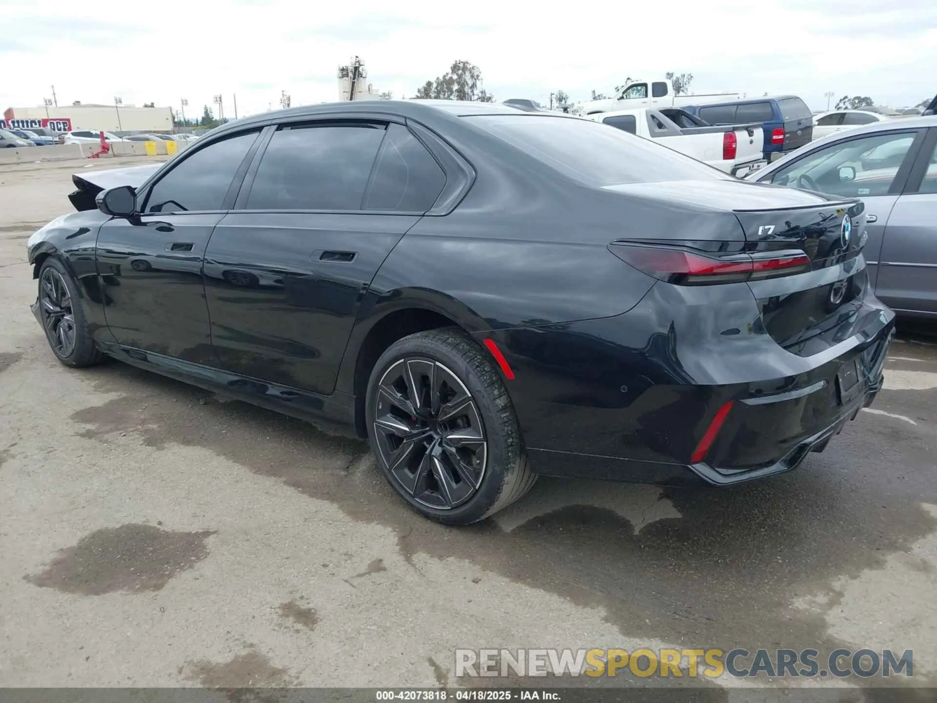 3 Photograph of a damaged car WBY43EJ06RCR75472 BMW I7 2024