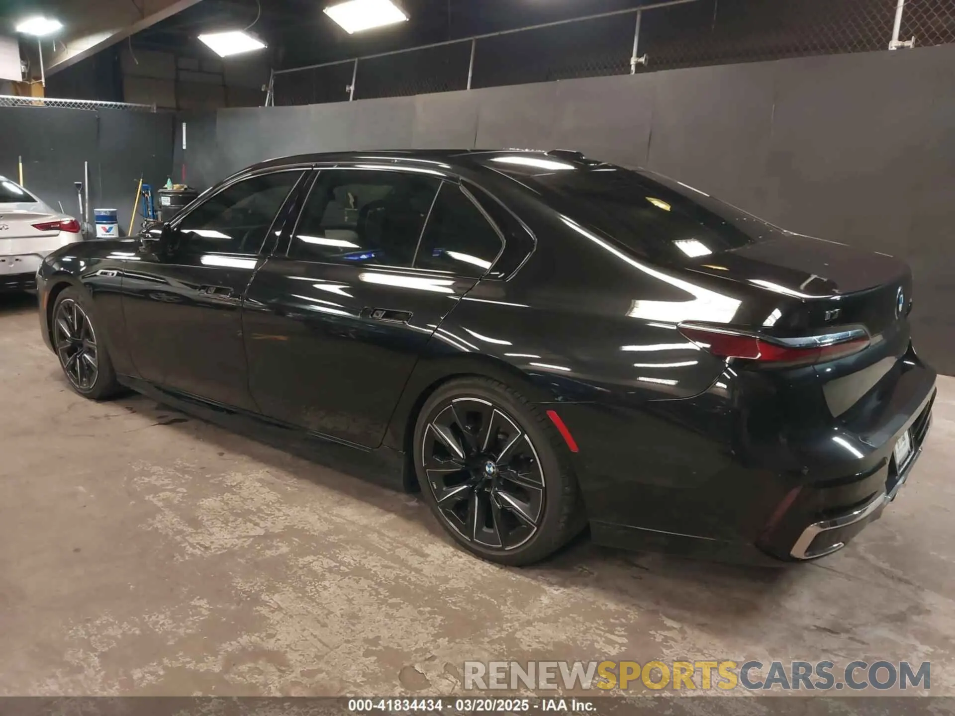 3 Photograph of a damaged car WBY83EH05RCP56428 BMW I7 2024