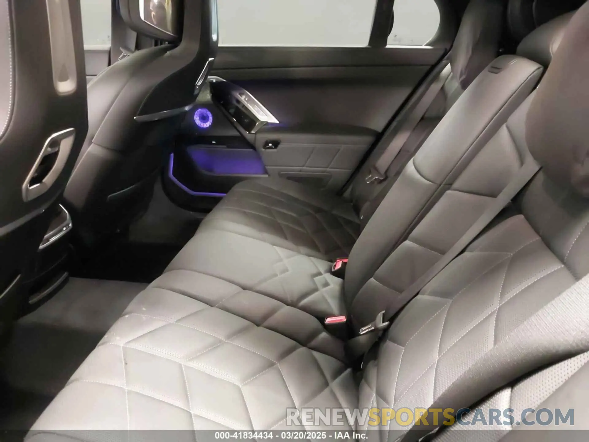 8 Photograph of a damaged car WBY83EH05RCP56428 BMW I7 2024