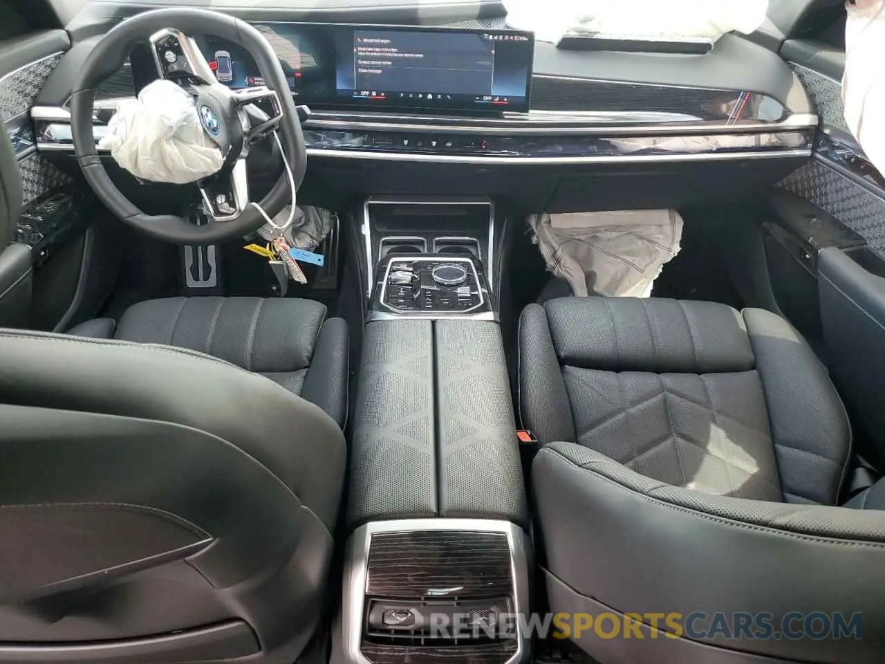 8 Фотография поврежденного автомобиля WBY53EJ04RCR17588 BMW I7 XDRIVE6 2024
