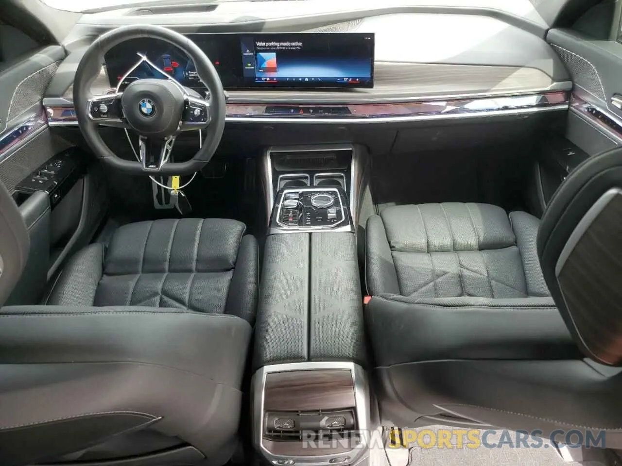 8 Фотография поврежденного автомобиля WBY53EJ05RCP85098 BMW I7 XDRIVE6 2024