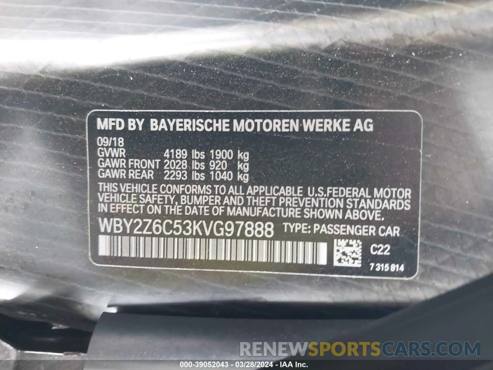 9 Photograph of a damaged car WBY2Z6C53KVG97888 BMW I8 2019