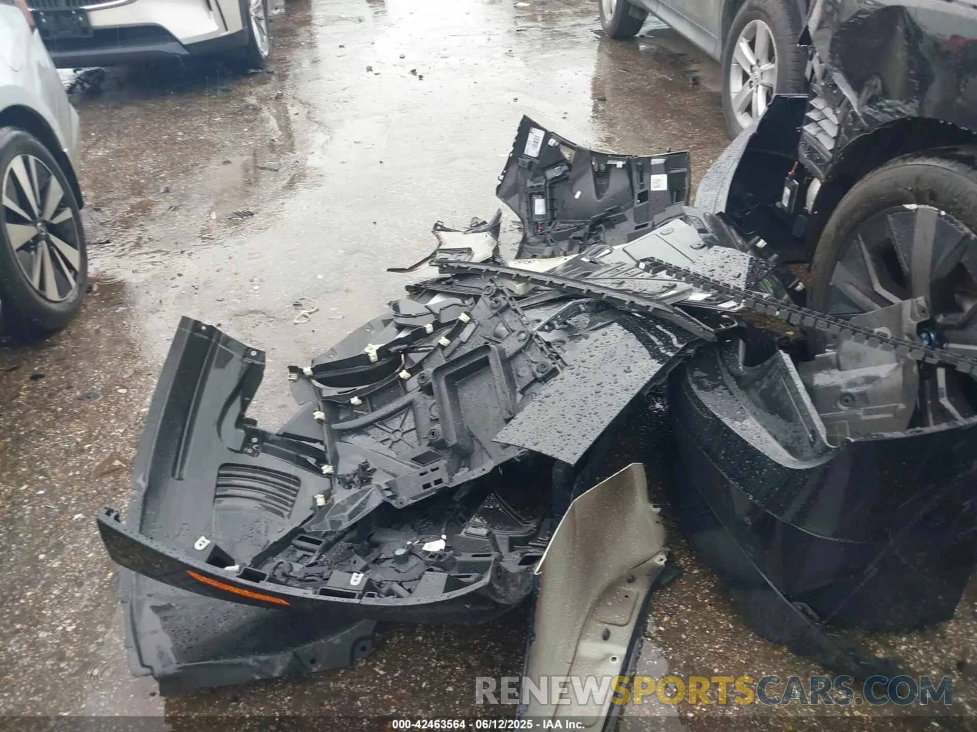 12 Photograph of a damaged car WB533CF03PCM65583 BMW IX 2023