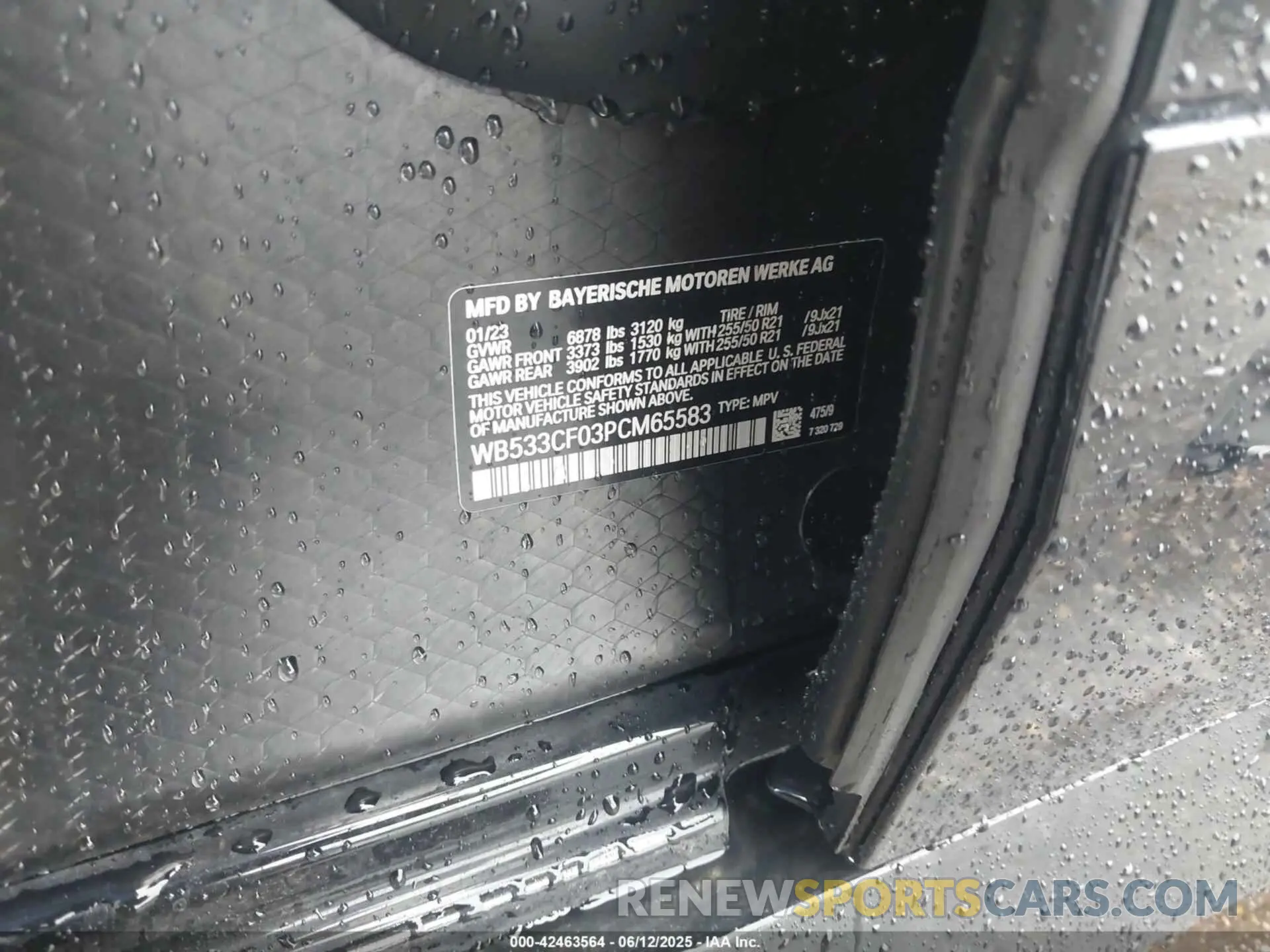 9 Photograph of a damaged car WB533CF03PCM65583 BMW IX 2023