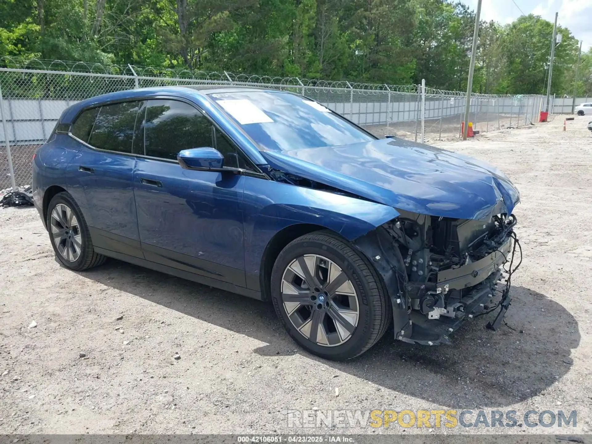 1 Photograph of a damaged car WB523CF01RCP01968 BMW IX 2024