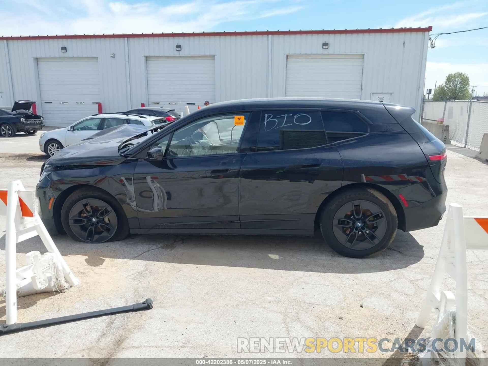 13 Photograph of a damaged car WB523CF03RCN75161 BMW IX 2024
