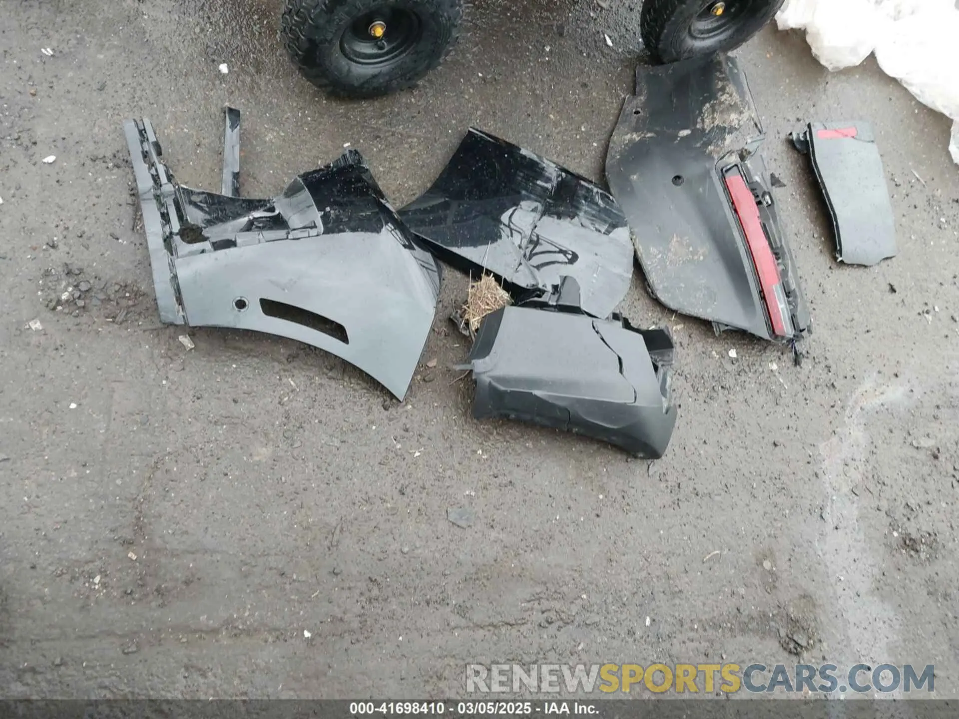 12 Фотография поврежденного автомобиля WB523CF03RCR09365 BMW IX 2024