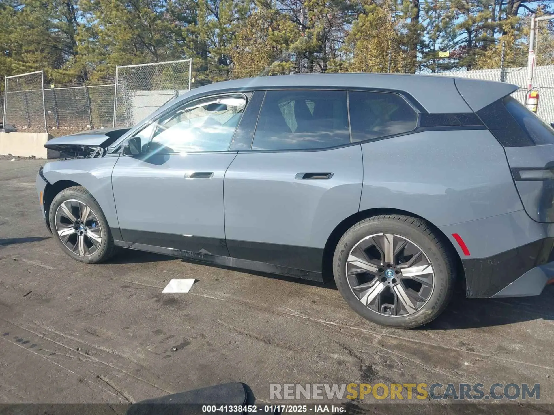 14 Фотография поврежденного автомобиля WB523CF01SCT10311 BMW IX 2025