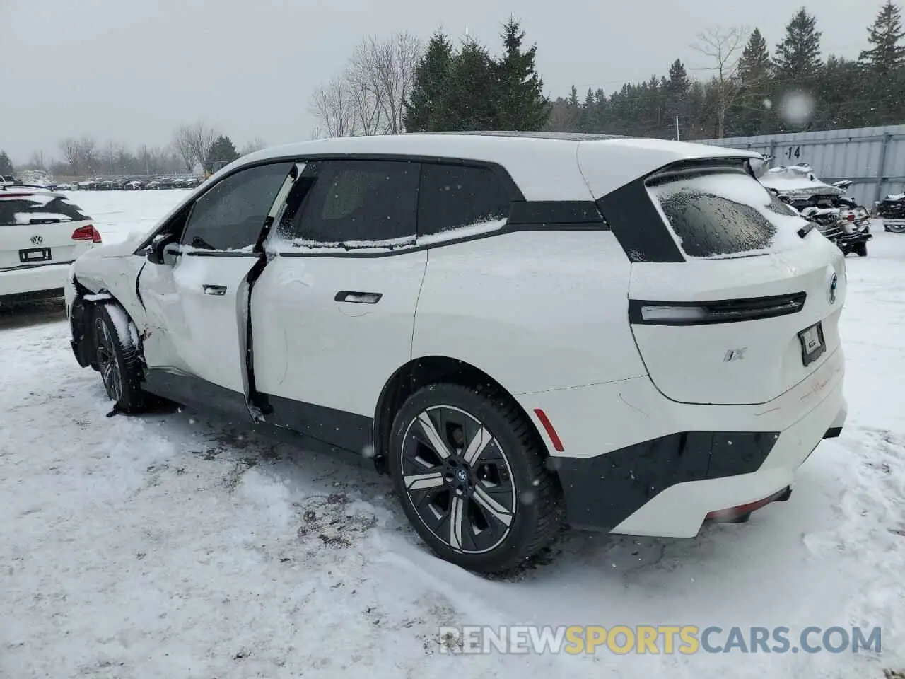 2 Photograph of a damaged car WB513CF07PCM60085 BMW IX XDRIVE4 2023
