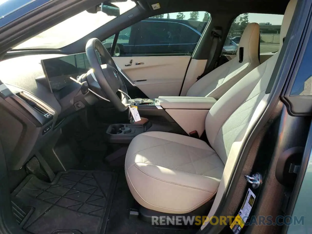 7 Фотография поврежденного автомобиля WB523CF03PCM54871 BMW IX XDRIVE5 2023