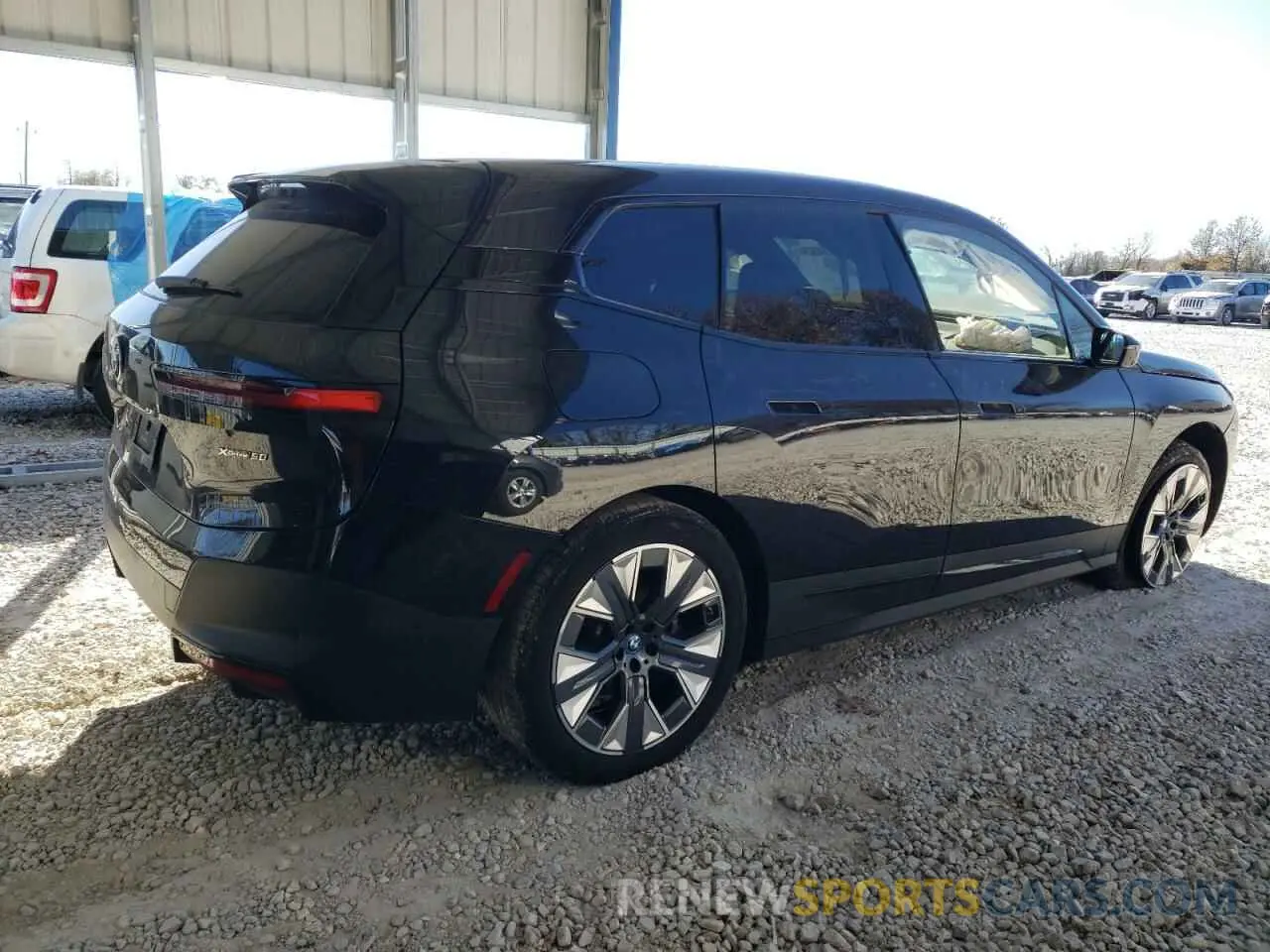 3 Фотография поврежденного автомобиля WB523CF03RCN58330 BMW IX XDRIVE5 2024