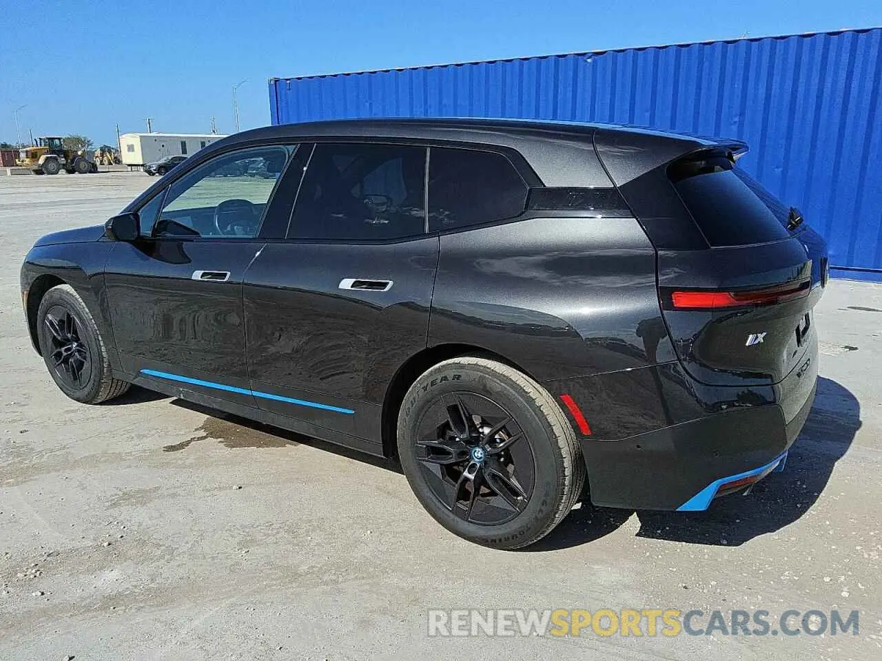 2 Photograph of a damaged car WB523CF05RCS00114 BMW IX XDRIVE5 2024